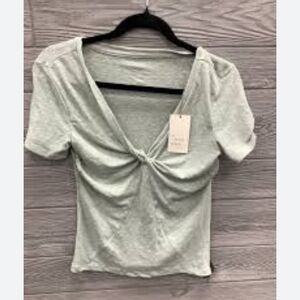 Nwt * a new day* mint top